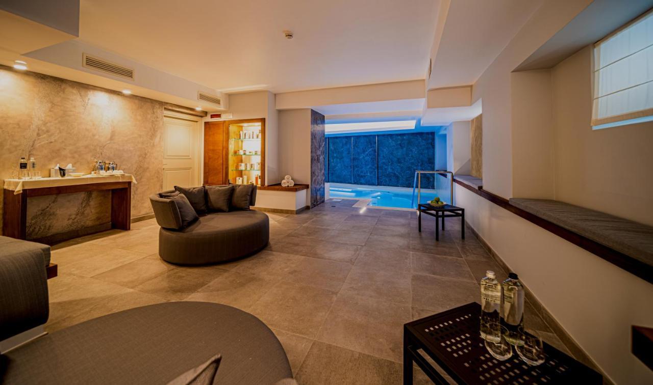 Palazzo Doglio Hotel Cagliari Exterior photo The Spa at The Westin